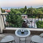 ивела Apartamento Balchik
