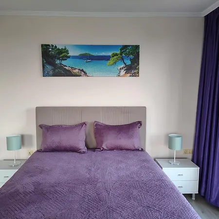 ивела Apartment *