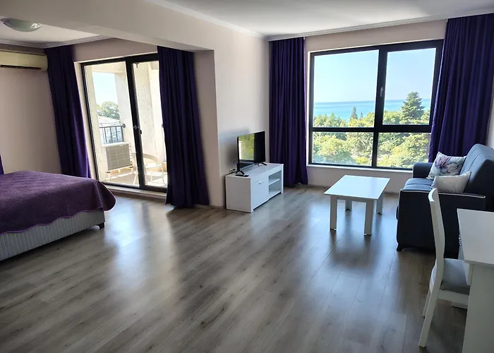 Apartment ивела Balchik