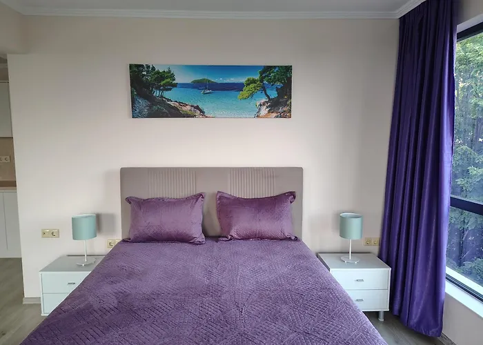 ивела Apartment *